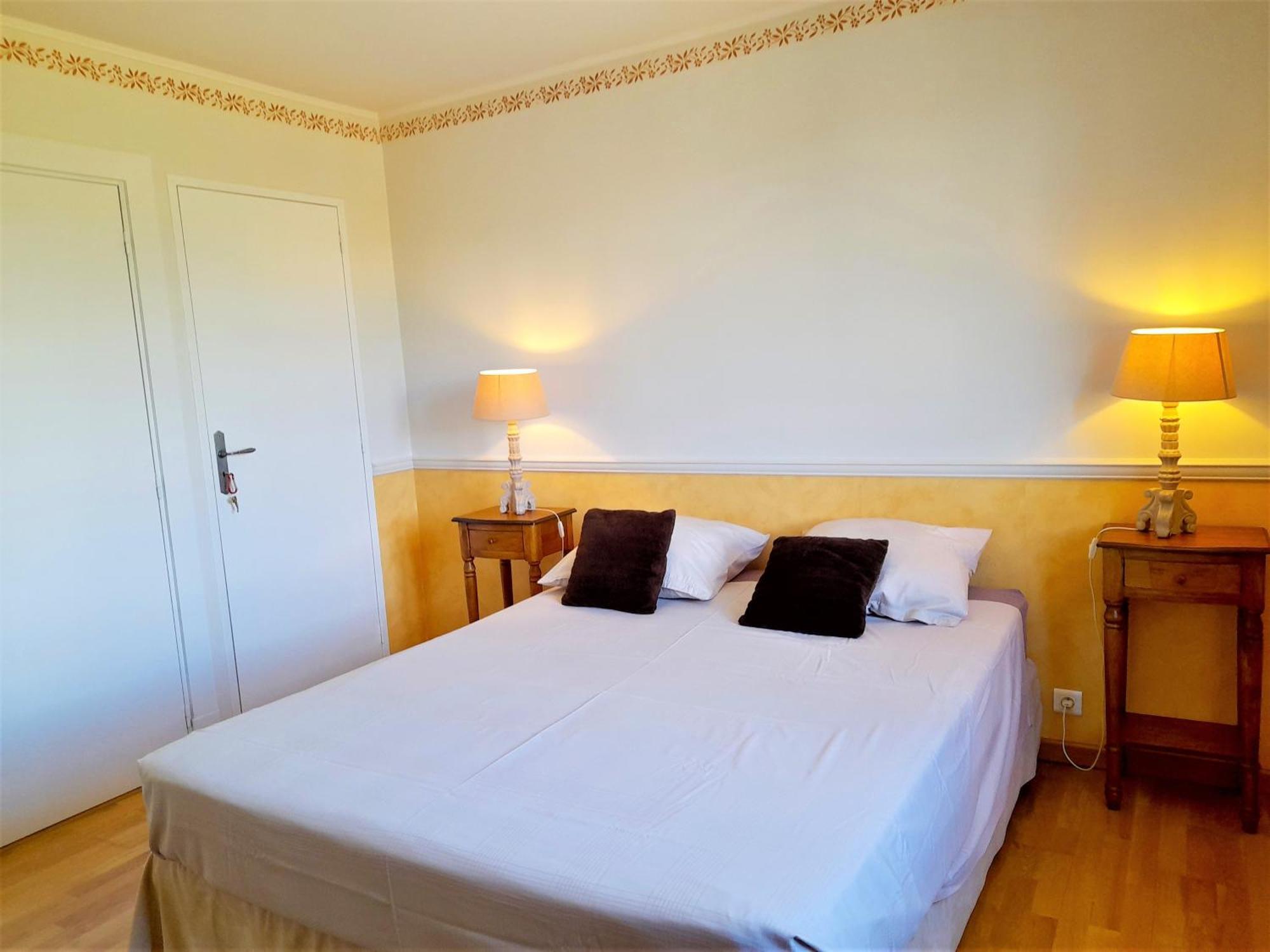 Bed and Breakfast Domaine Des Ecureuils Carpentras Exterior foto